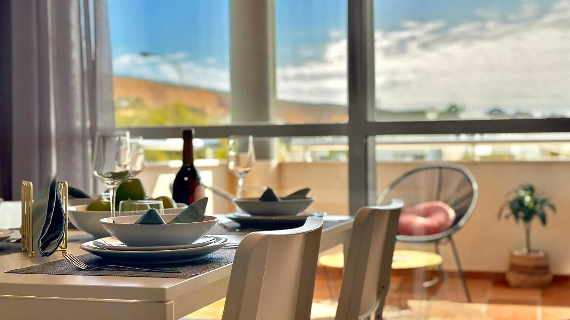 Palm Beach Suites Almerimar